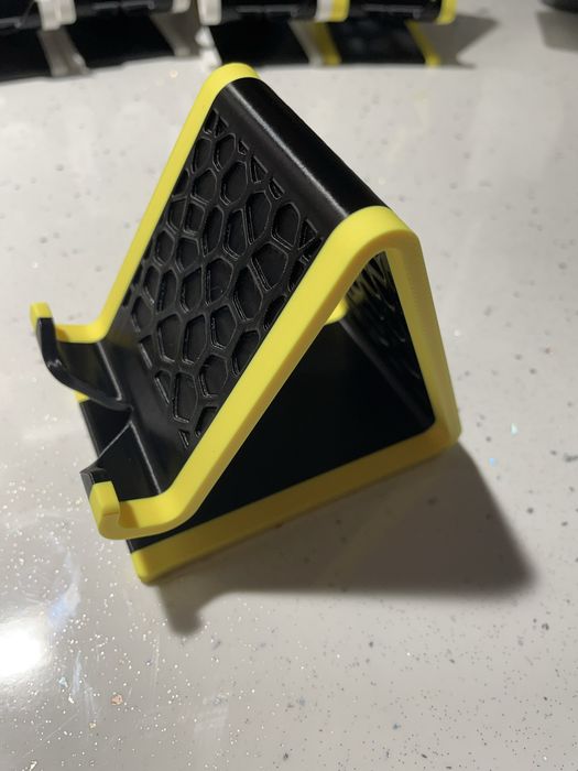 Универсална стойка за телефон