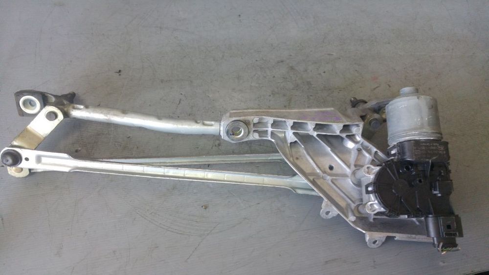 ansamblu stergatoare motoras ford fiesta 6 8a61-17b571-ab 8a61-17500-ag