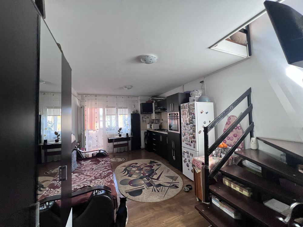 Apartament 2 camere , mansarda nicolina