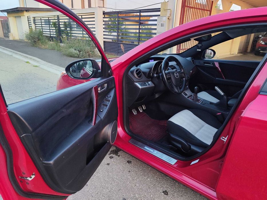 Mazda 3 1.6 Benzina 105 Cp 2009