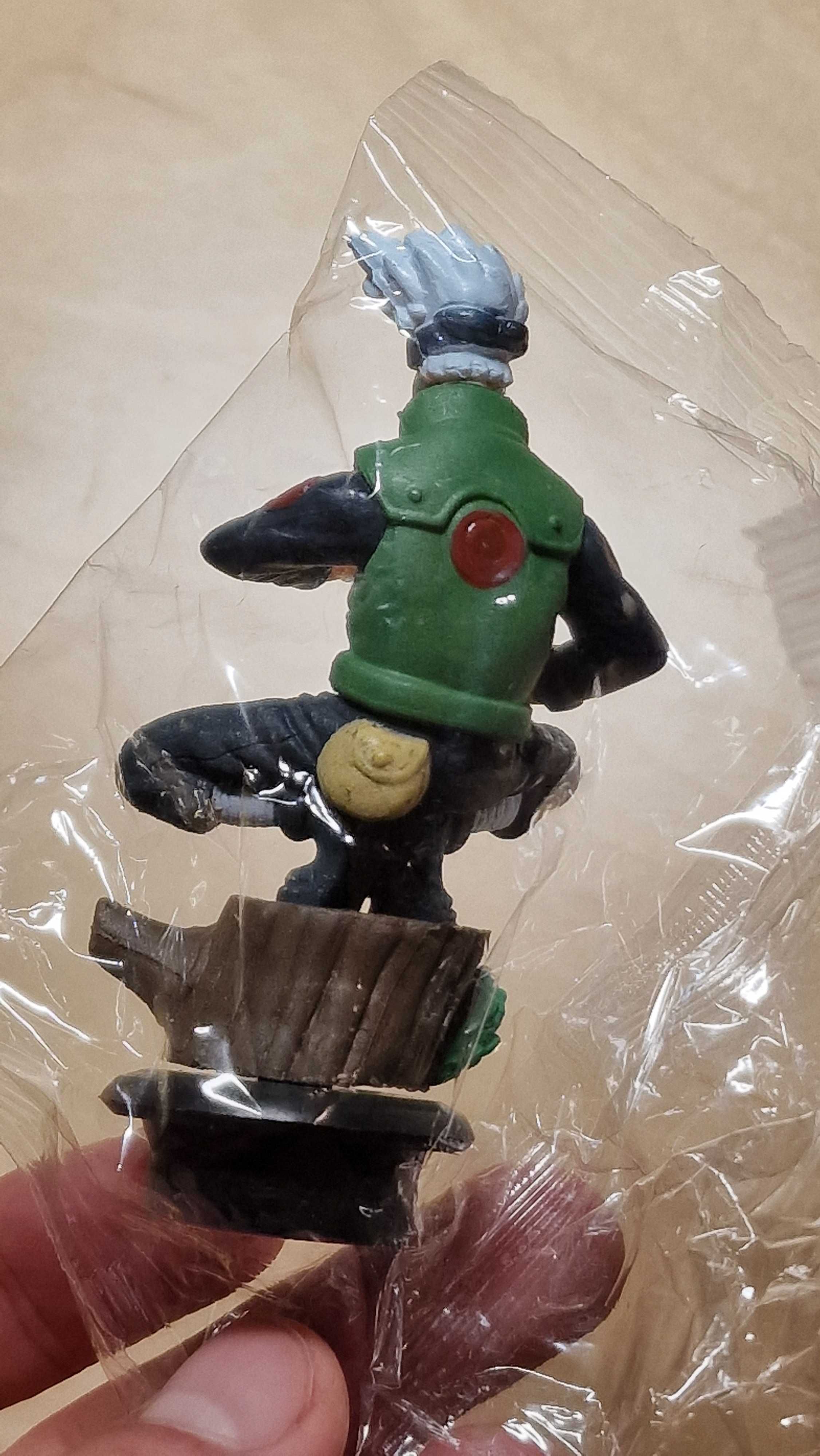 Figurina miniatura anime Naruto Kakashi Hatake Team 7 manga +CADOU!