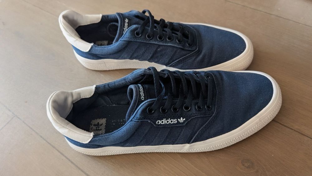 Гуменки Адидас 43