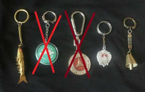 Ключодържатели и значки от Съветския съюз и значки от България