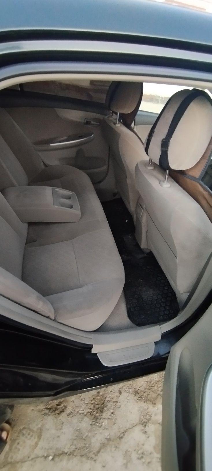 Toyota corolla сотлади