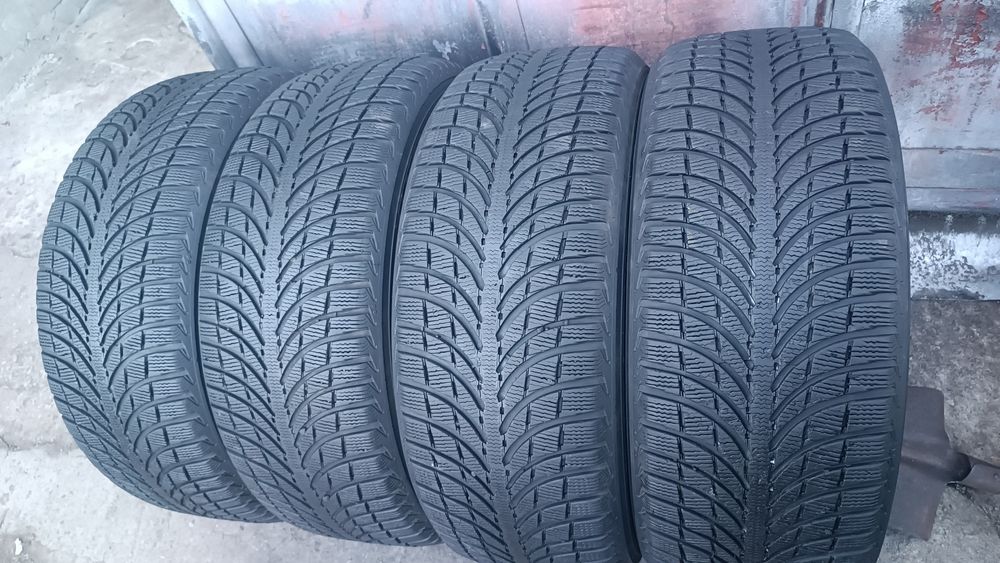 235/55/19 Michelin