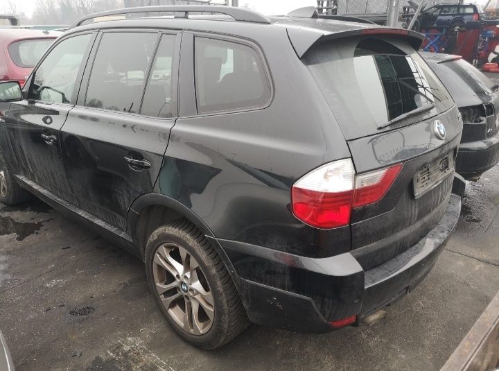 Dezmembrez bmw x3 e83