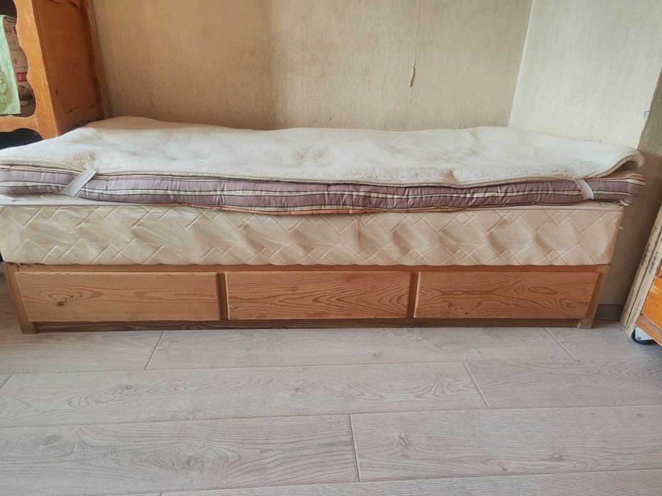 Легло с 3 Чекмеджета, Матрак и Дьошек