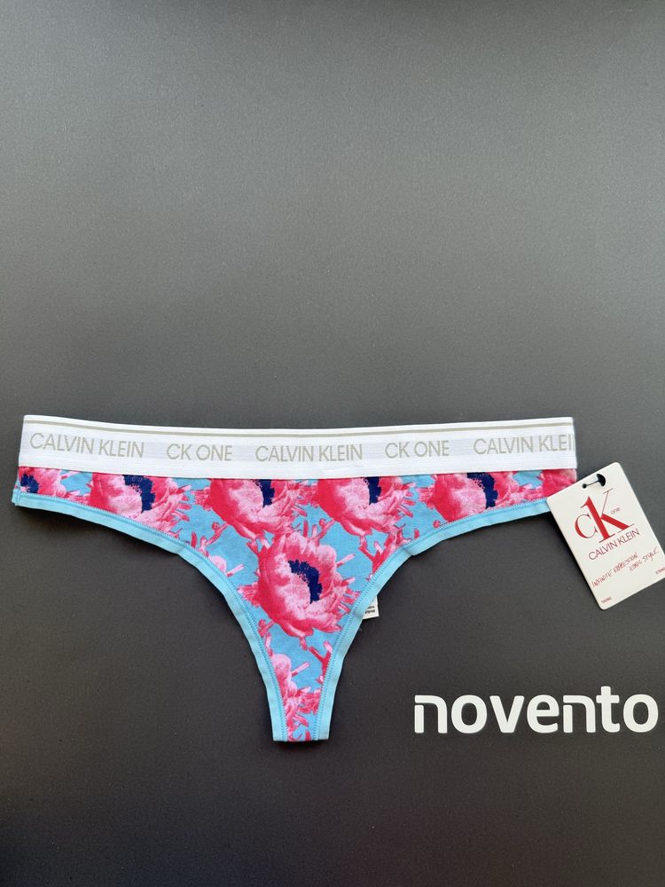 Прашки с флорални мотиви Calvin Klein /XS, S, M/