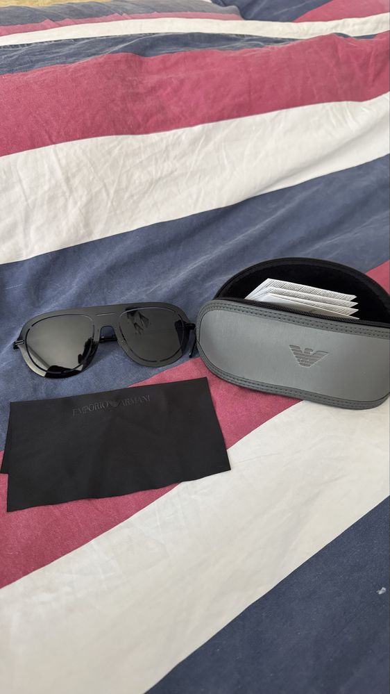 Empoiro Armani ochelari de soare