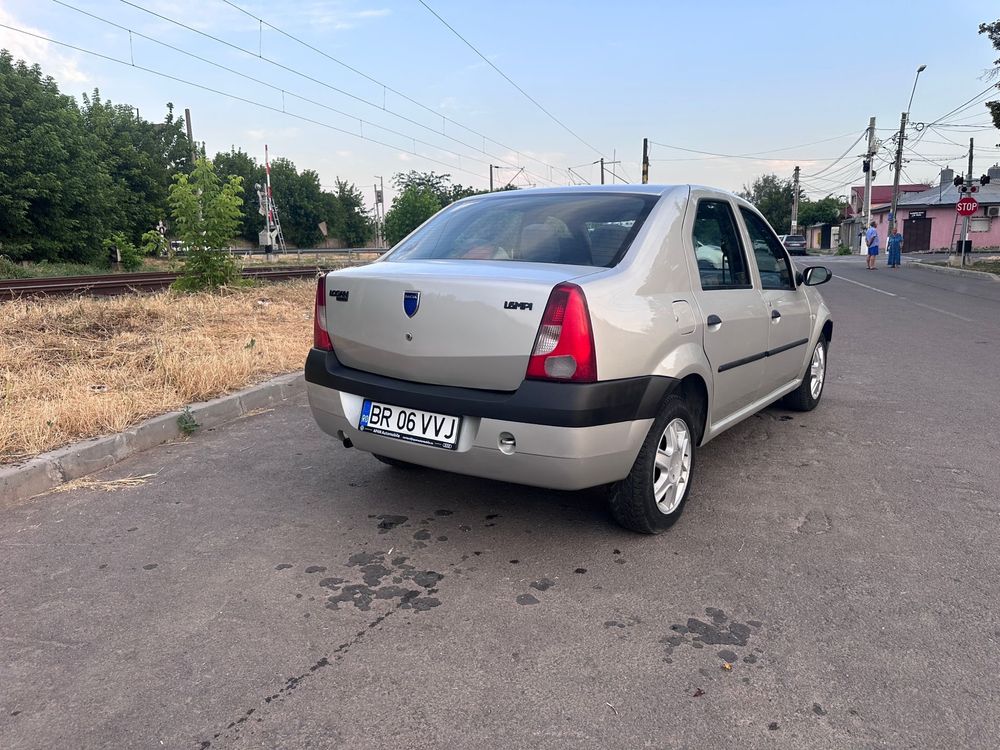 Vand dacia logan