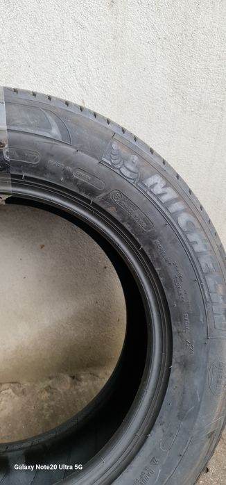 Vând anvelope de vată Michelin 215 65 r 16  primacy 3 102H
