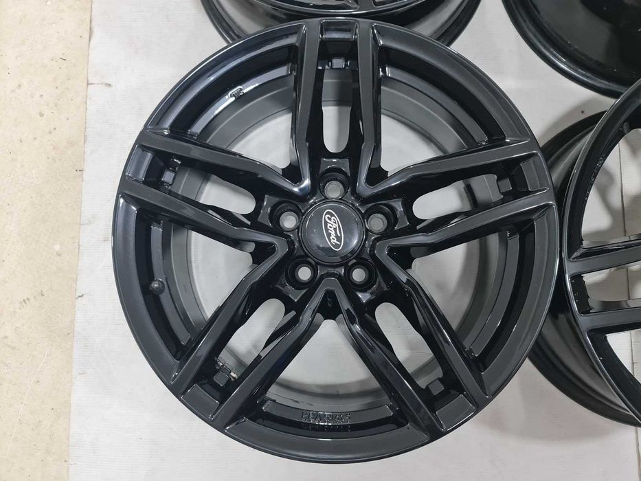 Jante 17 Ford Mondeo Focus Kuga Puma Volvo V40 V60 7.5Jx17 ET45 5x108