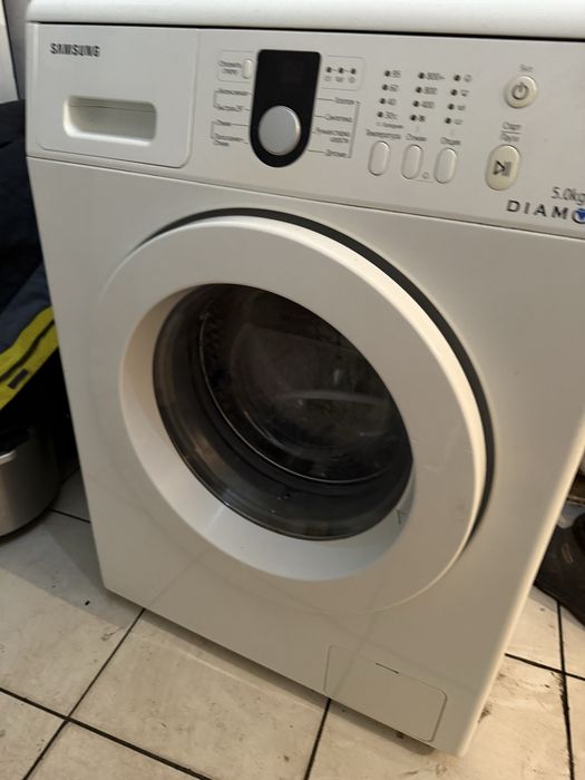 Продам стиральную машинку автомат Samsung