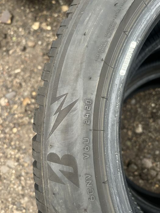 235/50/19Bridgestone 4бр 20-23