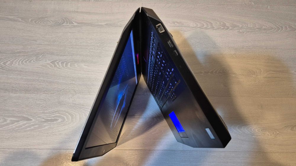 Gaming Alienware 17 R3 i7 16GB 1TB SSD 1TB HDD GTX970m 3GB
