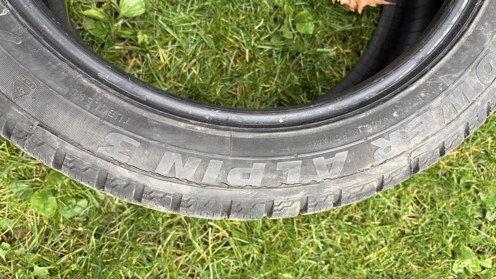 Set 4 anvelope iarna 225/45/R17