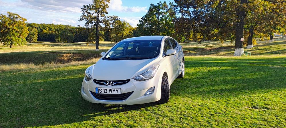 Hyundai Elantra 2012 130000km