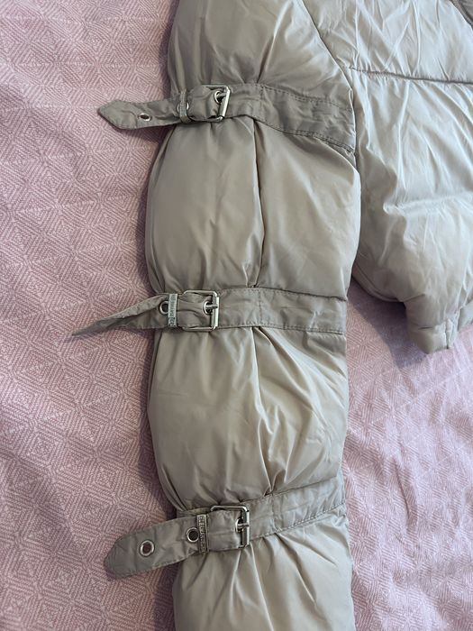 Сладурско бежово якенце HOERMANSEDER