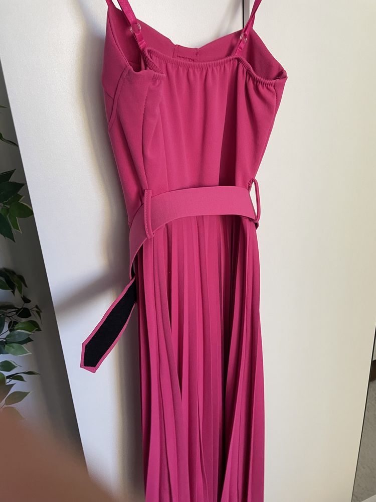 Rochie roz fucsia