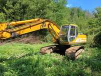Продавам верижен багер JCB