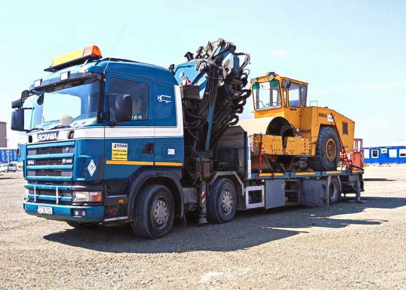 Camion cu Macara HIAB de Inchiriat. Inchiriez Macarale 20t. Transport