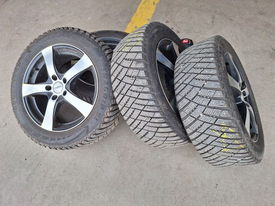 Anvelope 225/55/17 iarna  - tinte GOODYEAR ultragrip