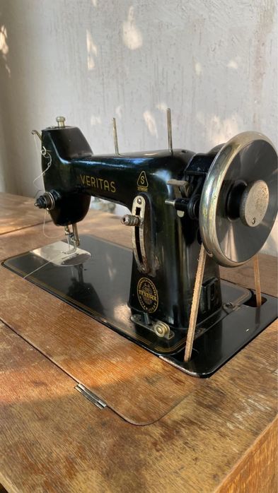 Швейная машина