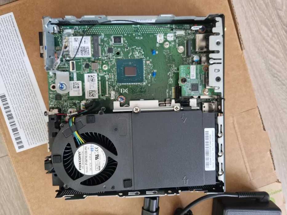 Mini pc Lenovo M80q Gen 4 Tiny ThinkCentre i5 13500T 256 ssd fara ram