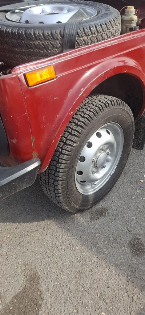 Niva 21213 sotiladi