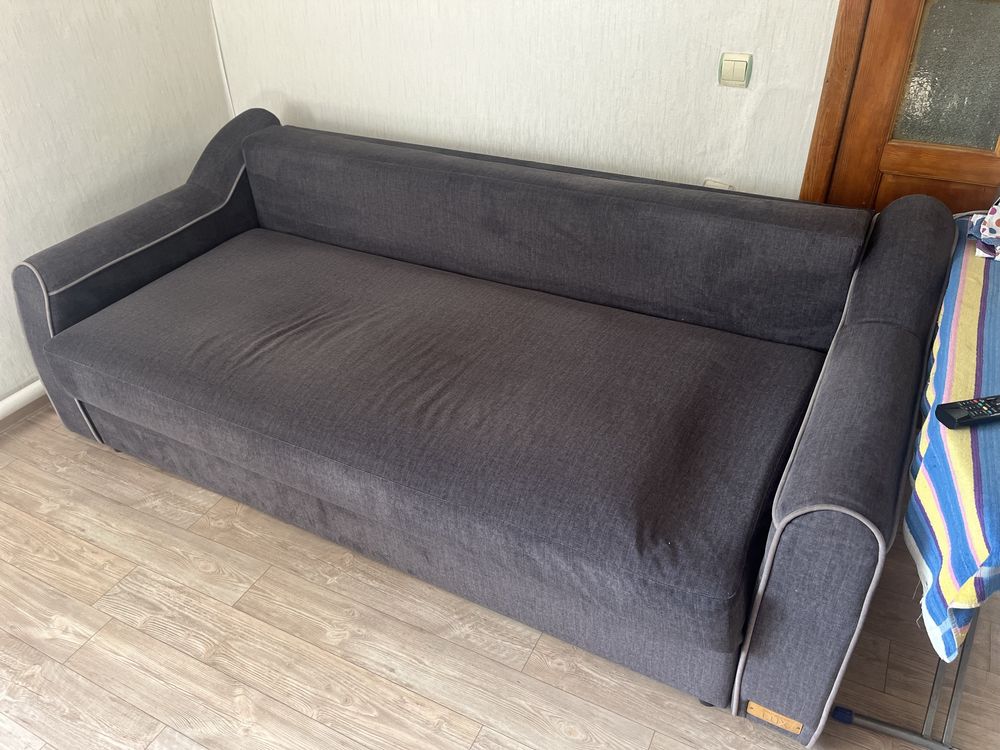 Продам диван раскладной