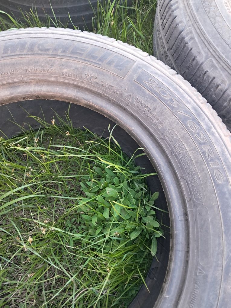 MICHELIN 205/65/16