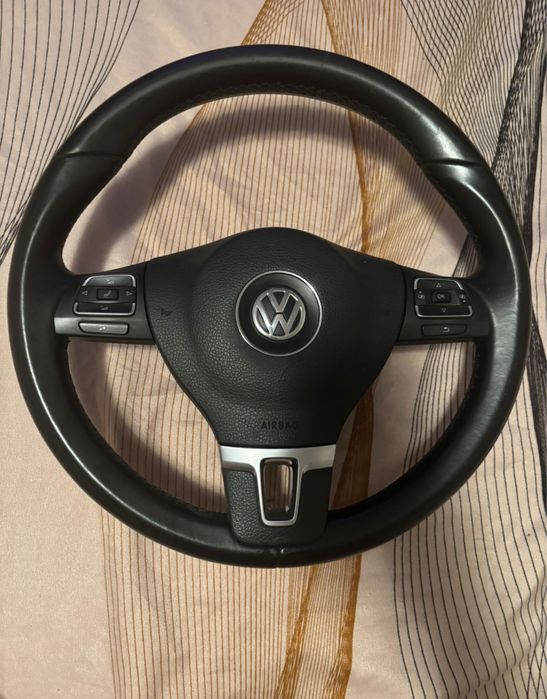 Volan Volkswagen original cu comezi + airbag
