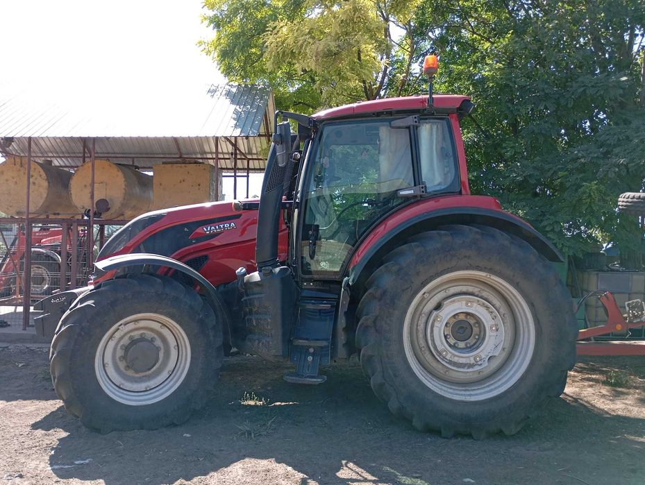 Tractor VALTRA T194H - 2018 - stare foarte bună, preț negociabil