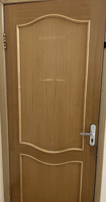 продам меж комнатные двери