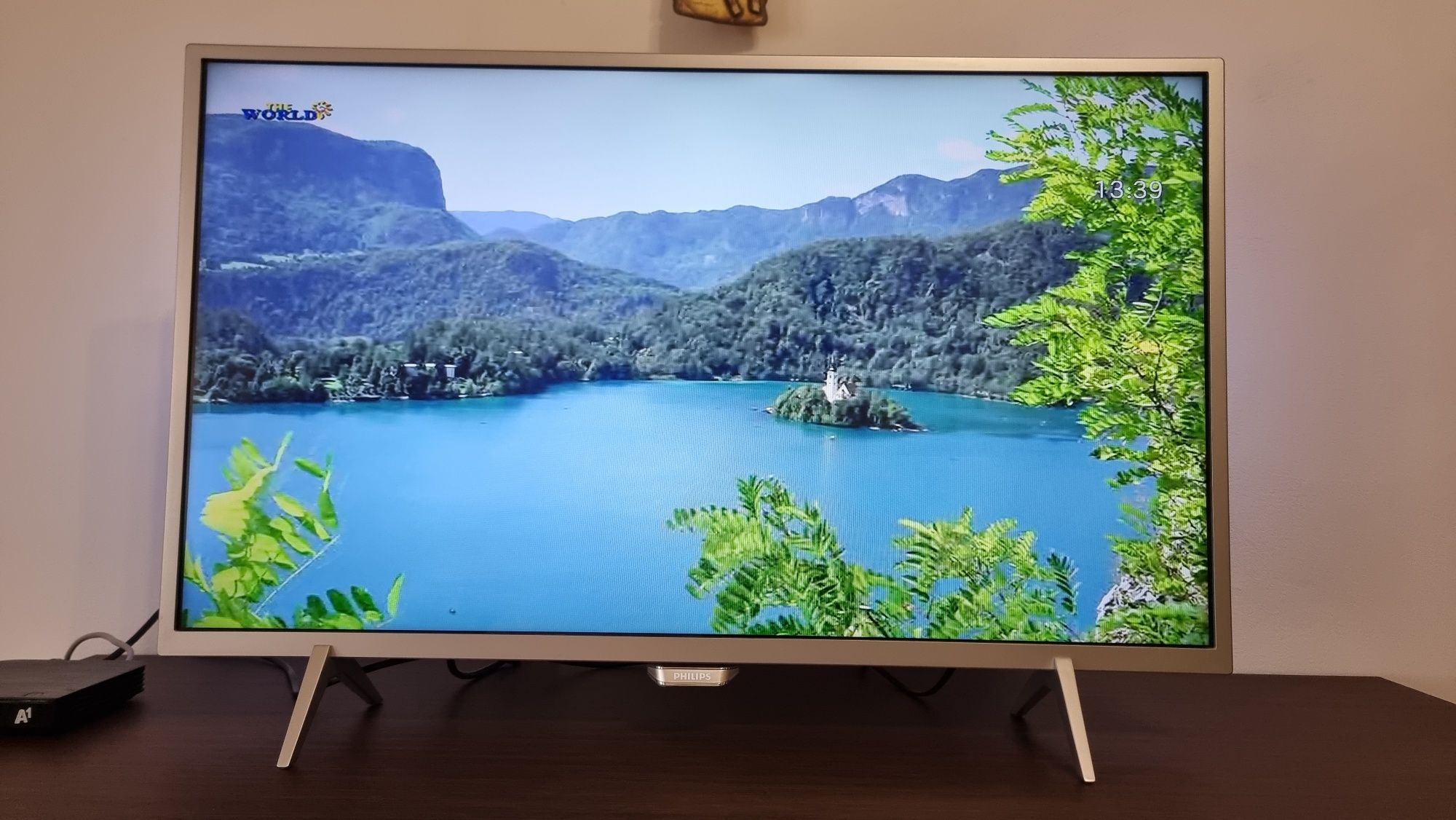 Смарт телевизор Philips 32PFS 6402/12