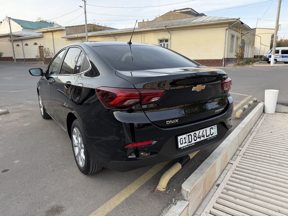 Arenda s vikupom Onix