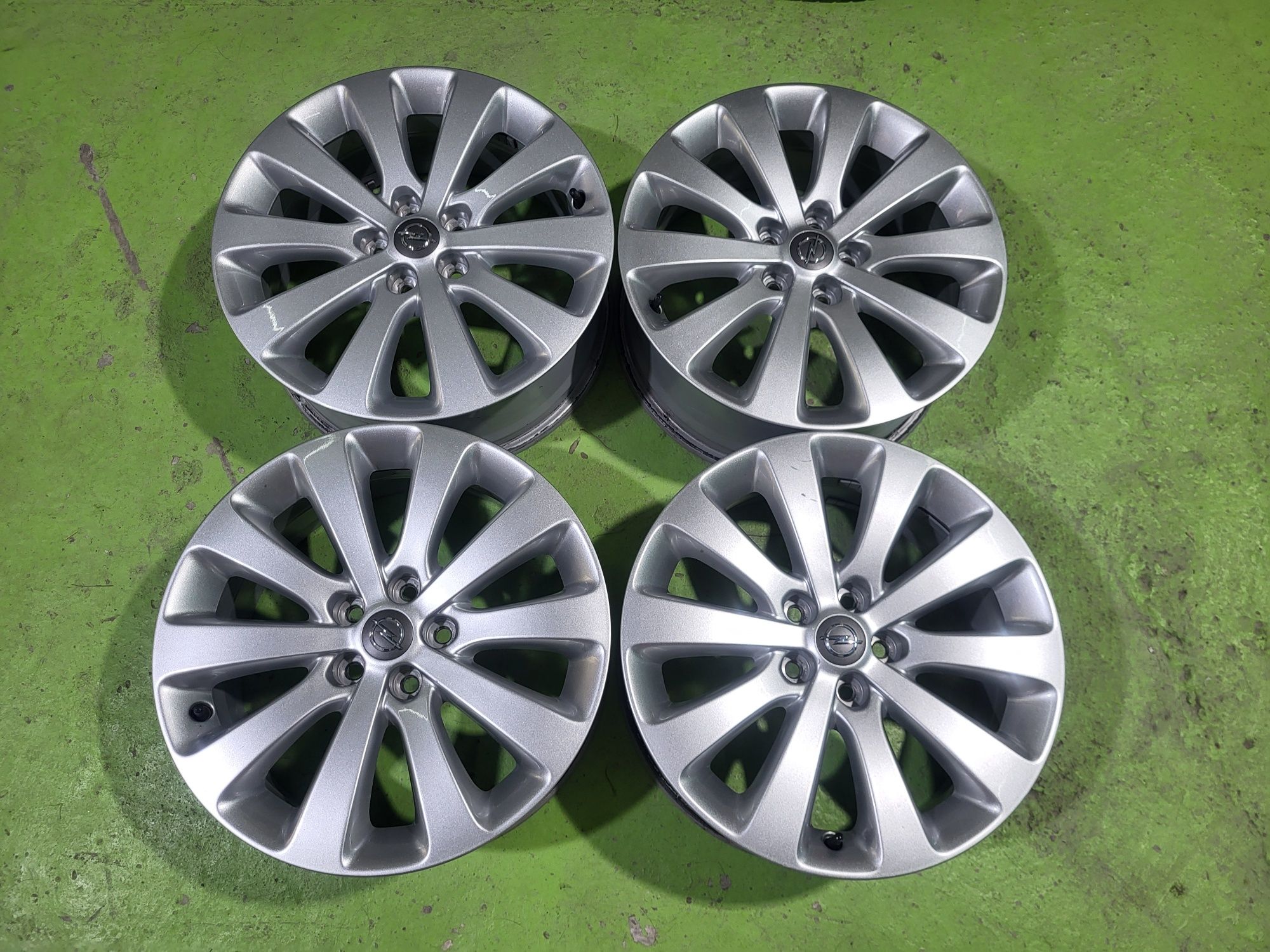 17 5x105 Opel лети джанти 5х105 опел