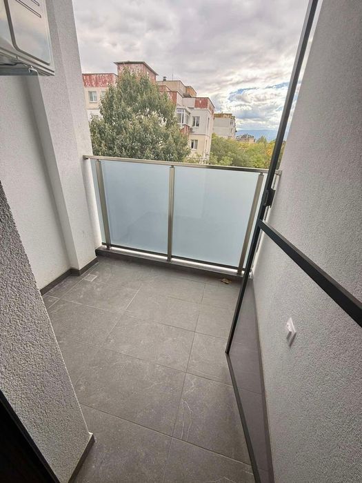 Дава се под наем Двустаен апартамент в Пловдив, Кючук Париж - 50 кв.м за 511 € - Снимка #6