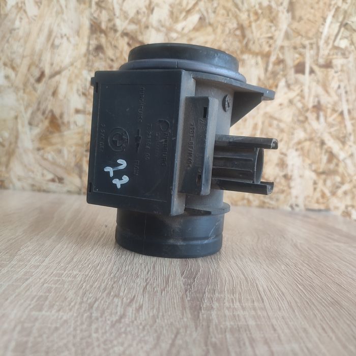 Расходомер воздуха ДМРВ валюметр БМВ 2.5 дизель мотор М51