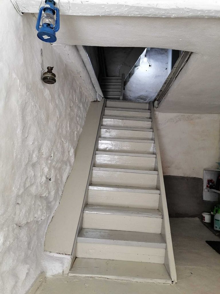 Продава се Къща в Пловдив, Център - 120 кв.м за 128 €/кв.м - Снимка #6