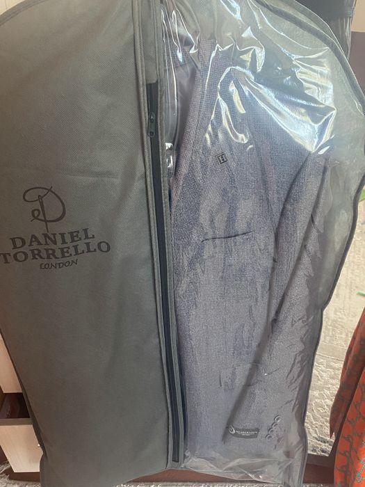 Классические костюм мужской