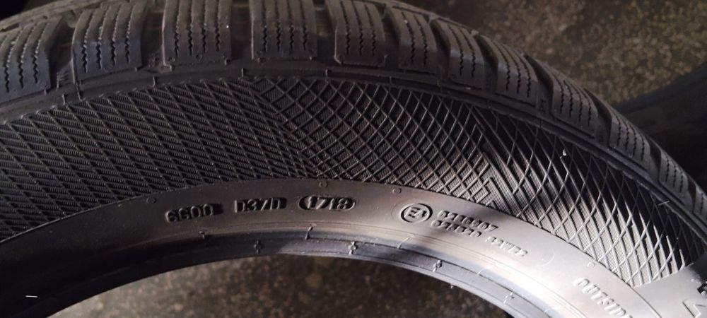 Continental 225 55 r17