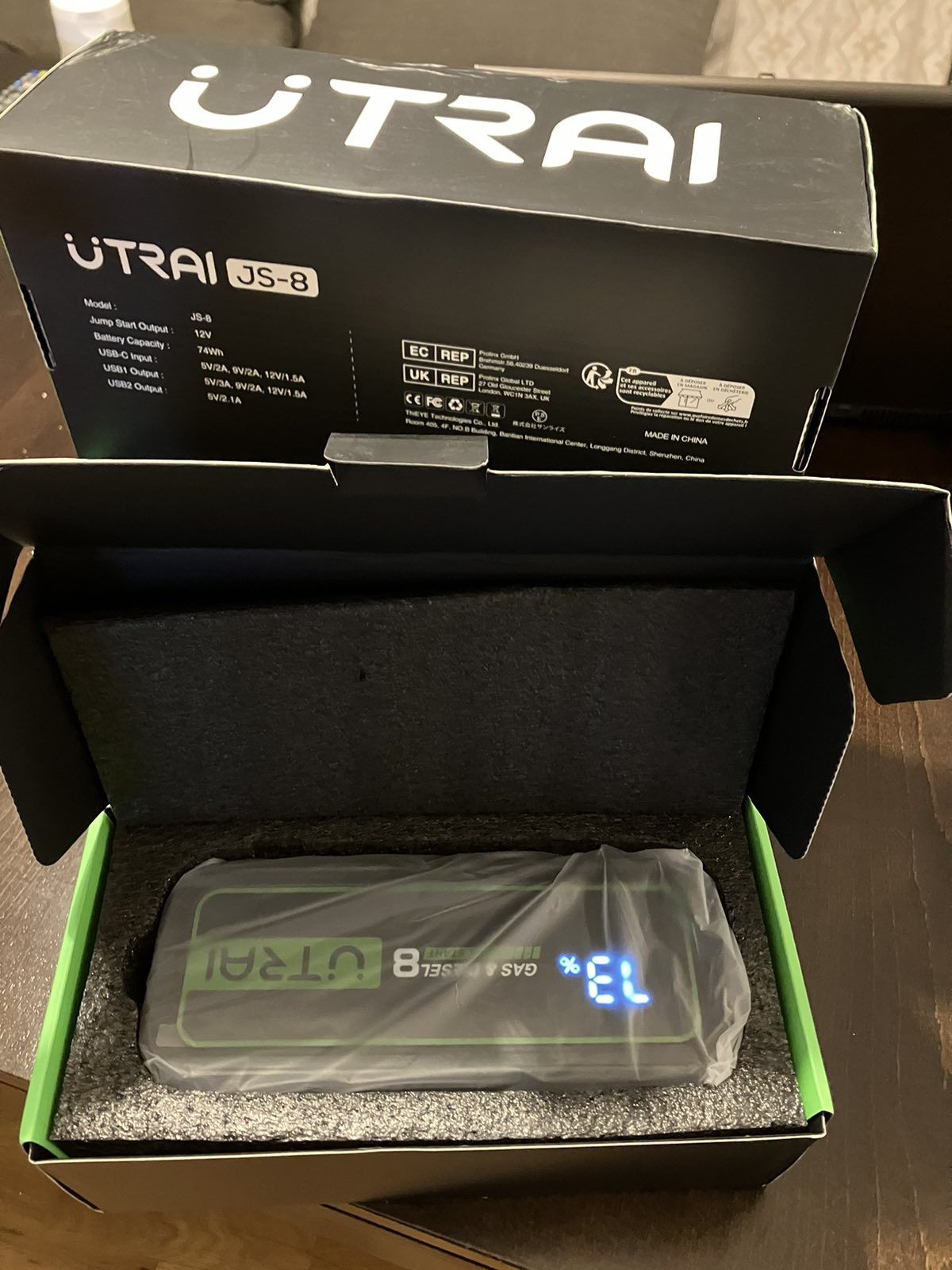 UTRAI 3000A Car Jumper Starter / Power Bank