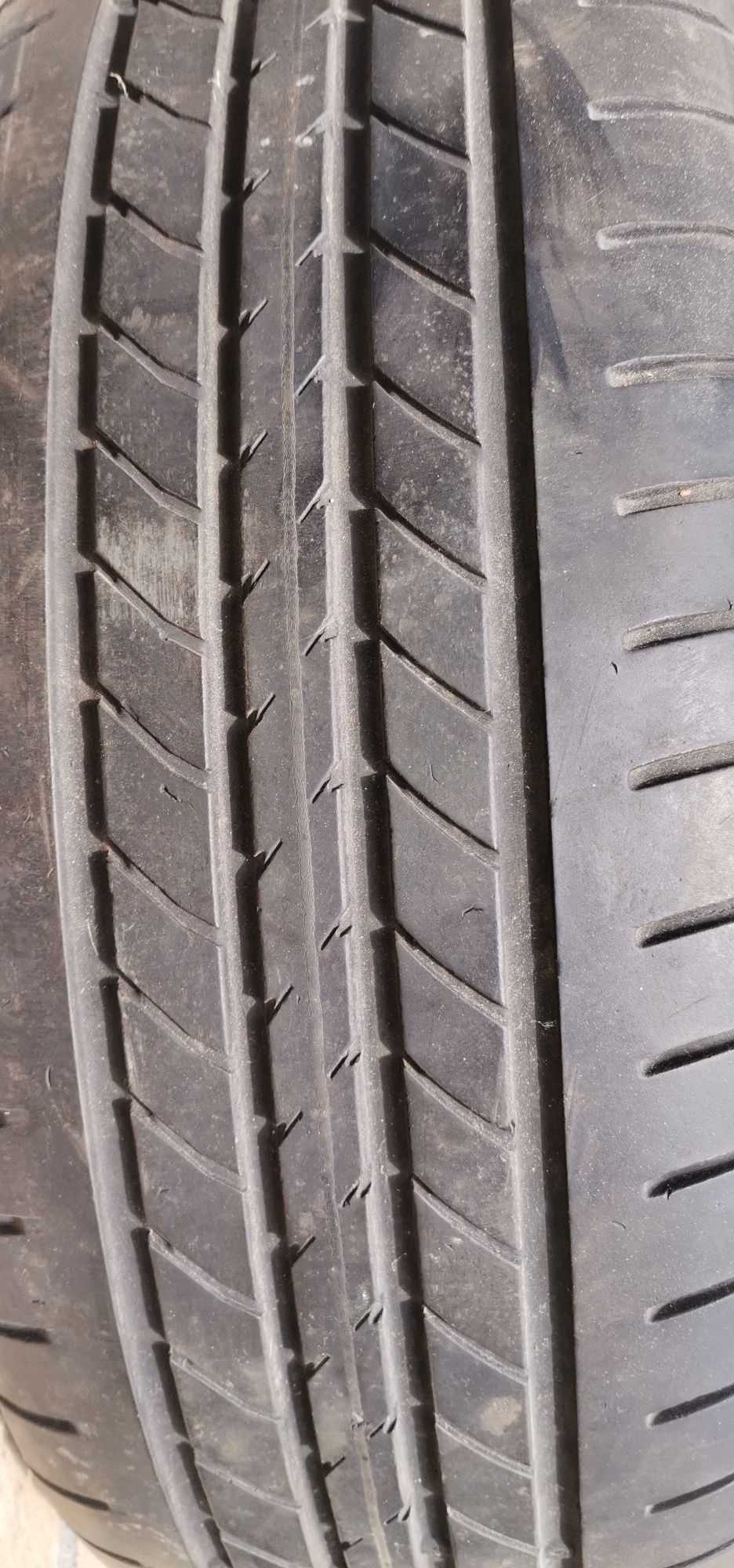 Два броя Летни гуми GoodYear 205/60/16 EffisientGrip RunOnFlat