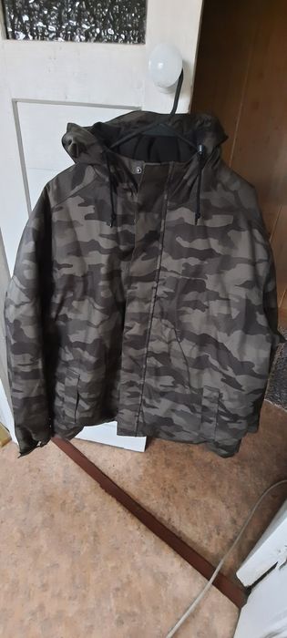 Продаётся куртка