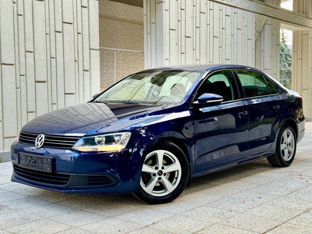Vw Jetta 1.6TDI 2011 - AUTOMAT