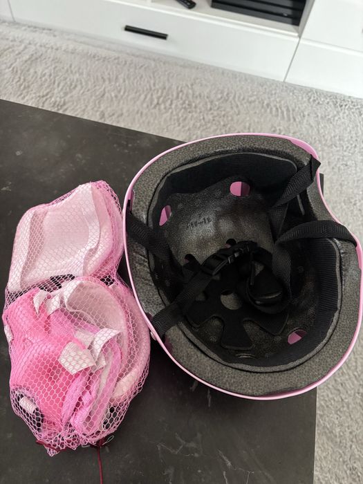 Kit protectie role, bicicleta: casca, protectii genunchi si coate