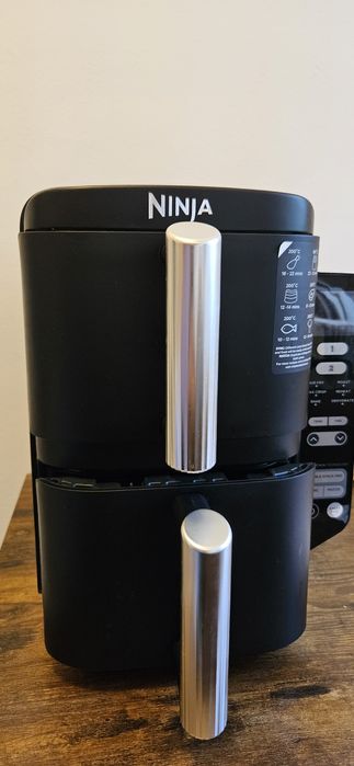 Airfryer Ninja vertical  doua sertare 7,6L