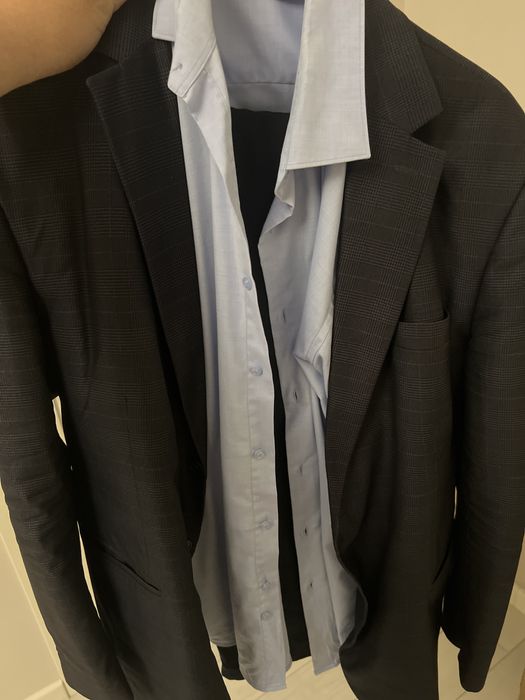 Продам костюм с рубашкой