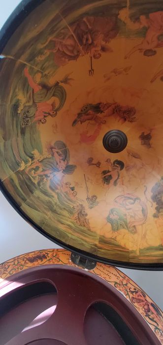 Елегантен глобус-бар